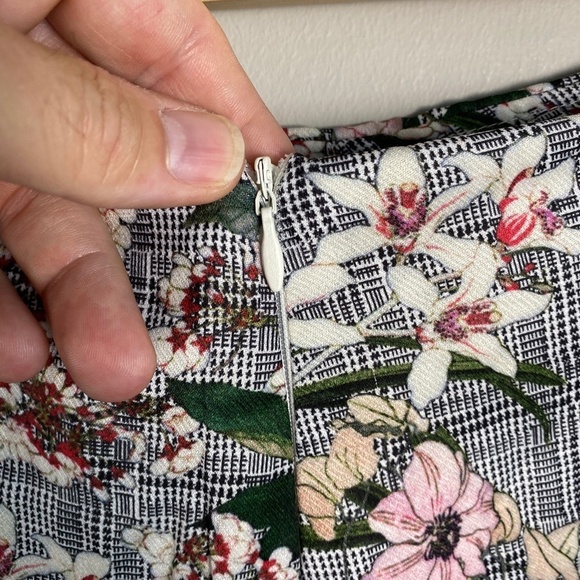 2Xtremz Womens Multi Floral Print Asymmetrical Maxi Skirt Size Large Cottagecore - Picture 5 of 15